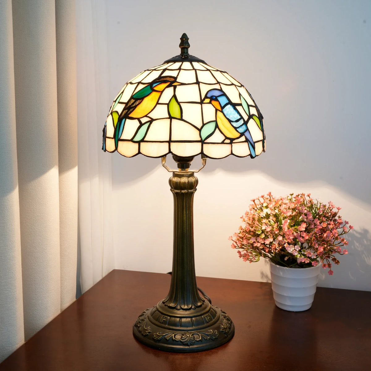 10-inch European-style creative blue tinted glass bedside table lamp for bedroom, restaurant, bar, hotel, Lampara De Mesa
