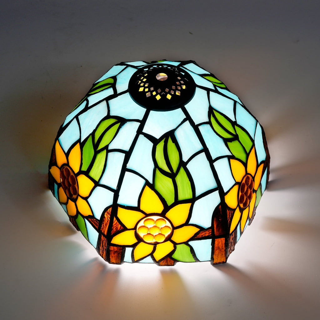 Tiffany-style tinted glass lampshade with sunflowers