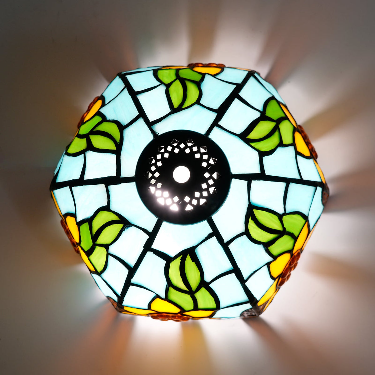 Tiffany-style tinted glass lampshade with sunflowers