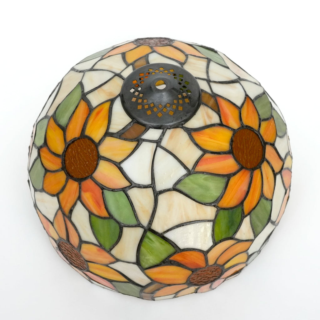 Tiffany-style tinted glass lampshade with sunflower design