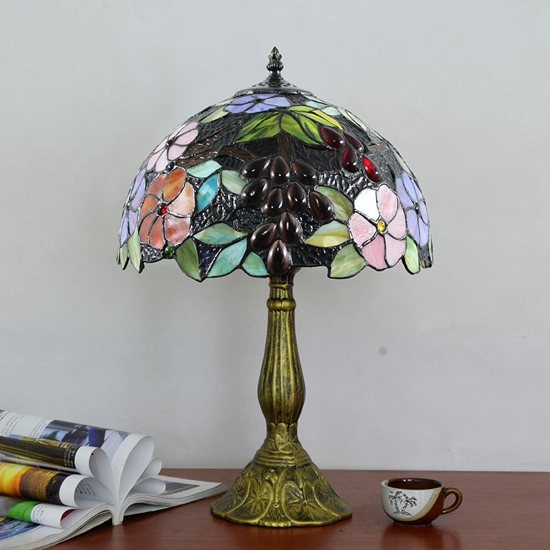 Tiffany Lamp in Floral Stained Glass and Amber Clusters