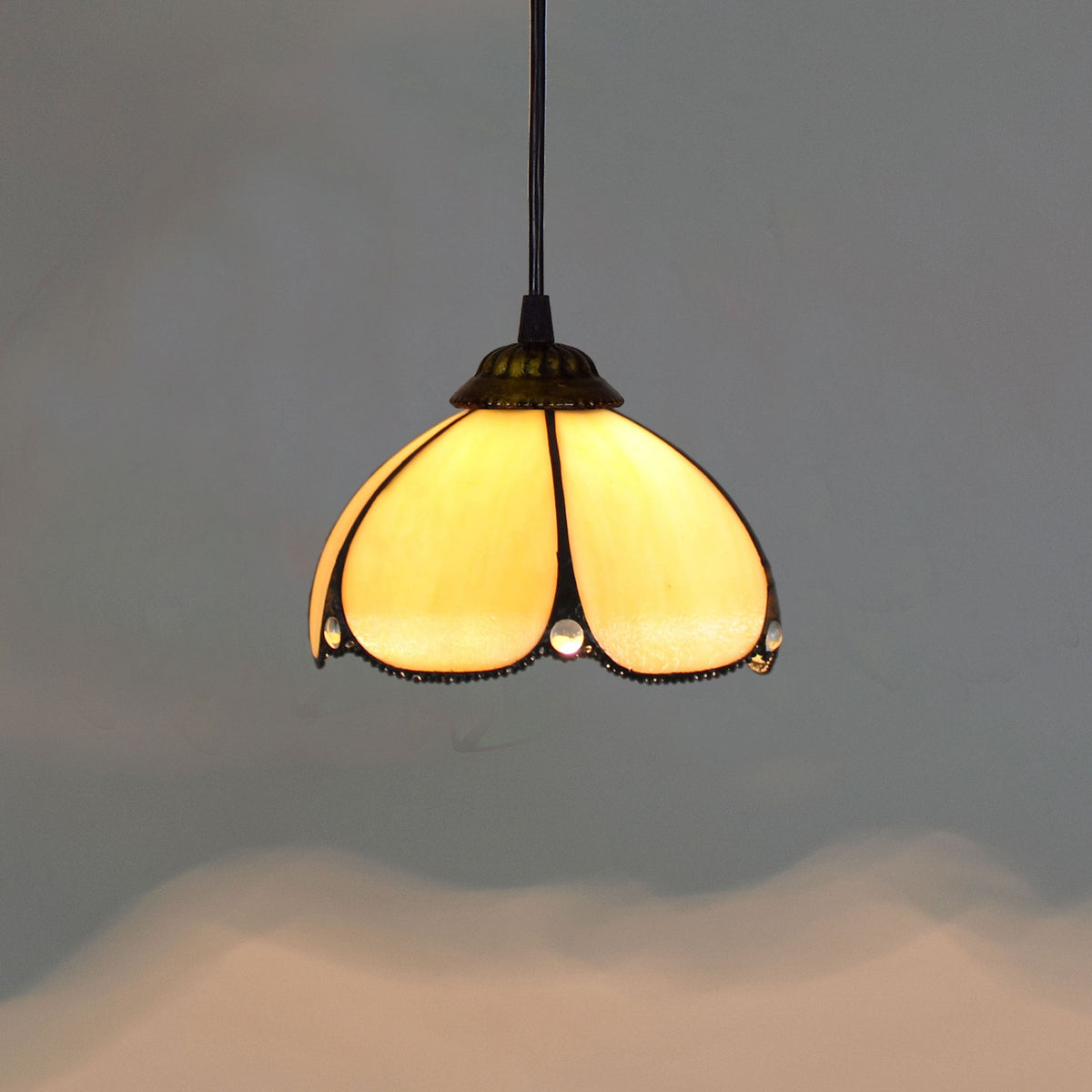 Cream Stained Glass Pendant Light with Scalloped Edge