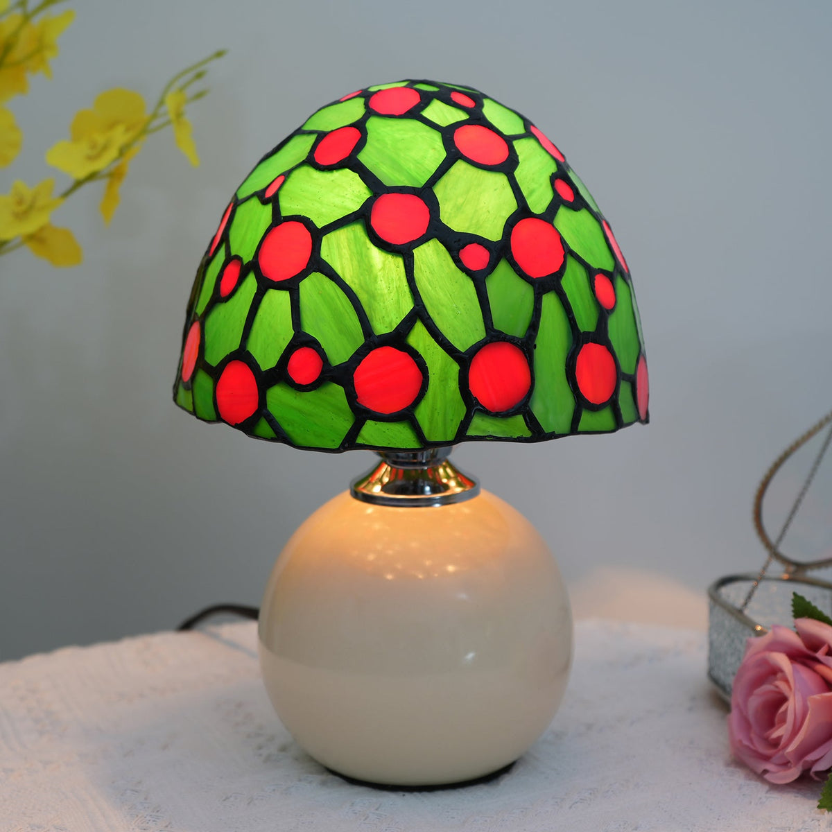 Tiffany Style Table Lamp in Green and Red Stained Glass