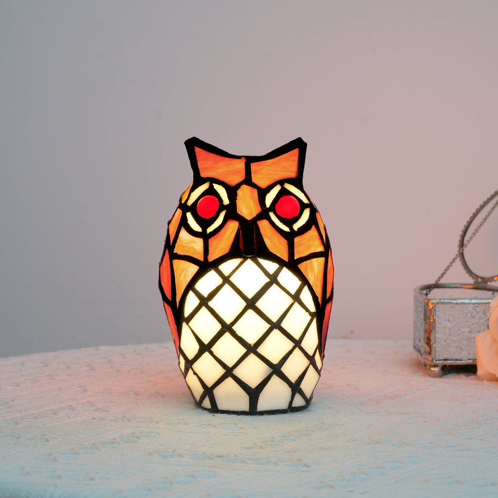 Tiffany-Style Mosaic Owl Lamp in Tinted Glass