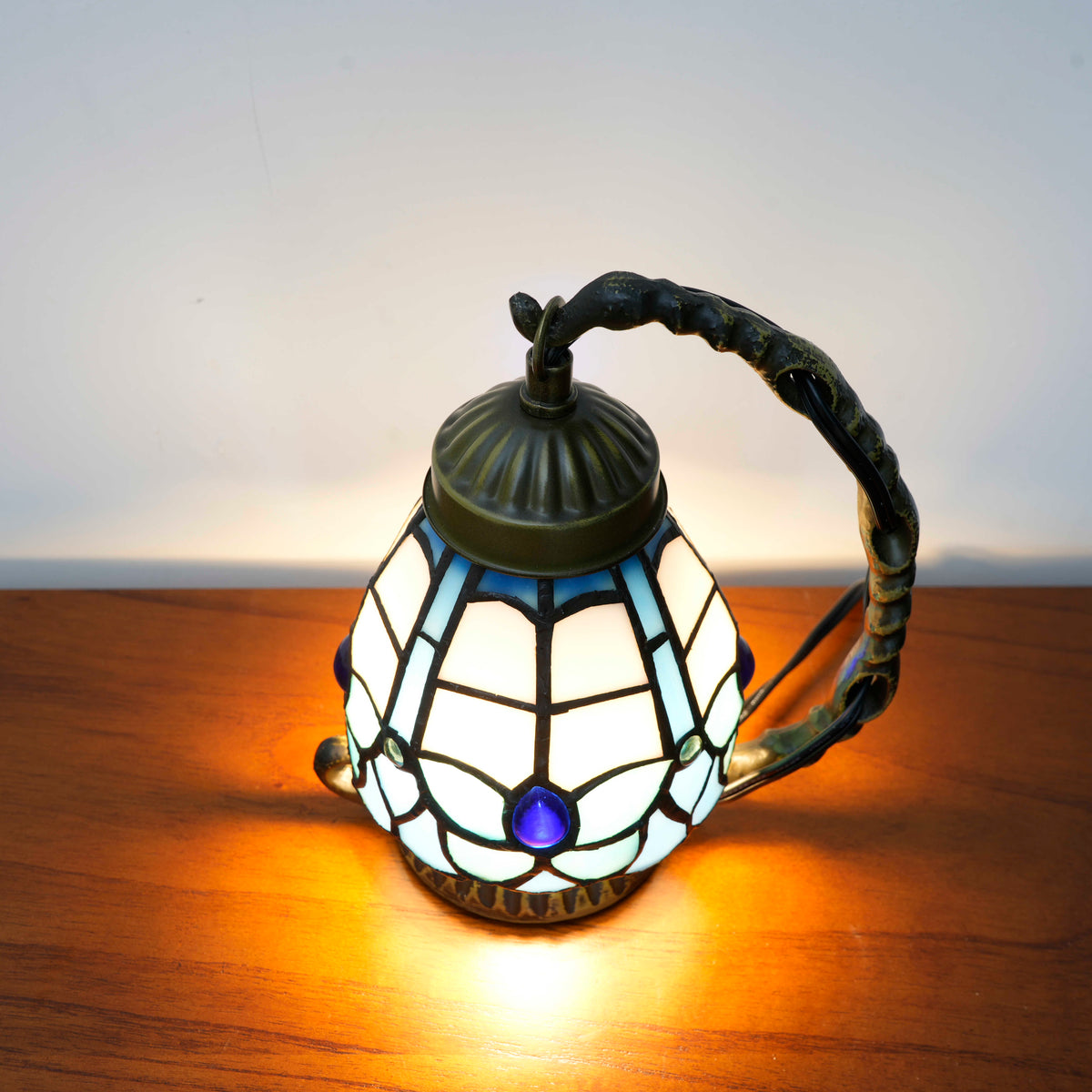 Tiffany Table Lamp in Blue Stained Glass with Bronze Base