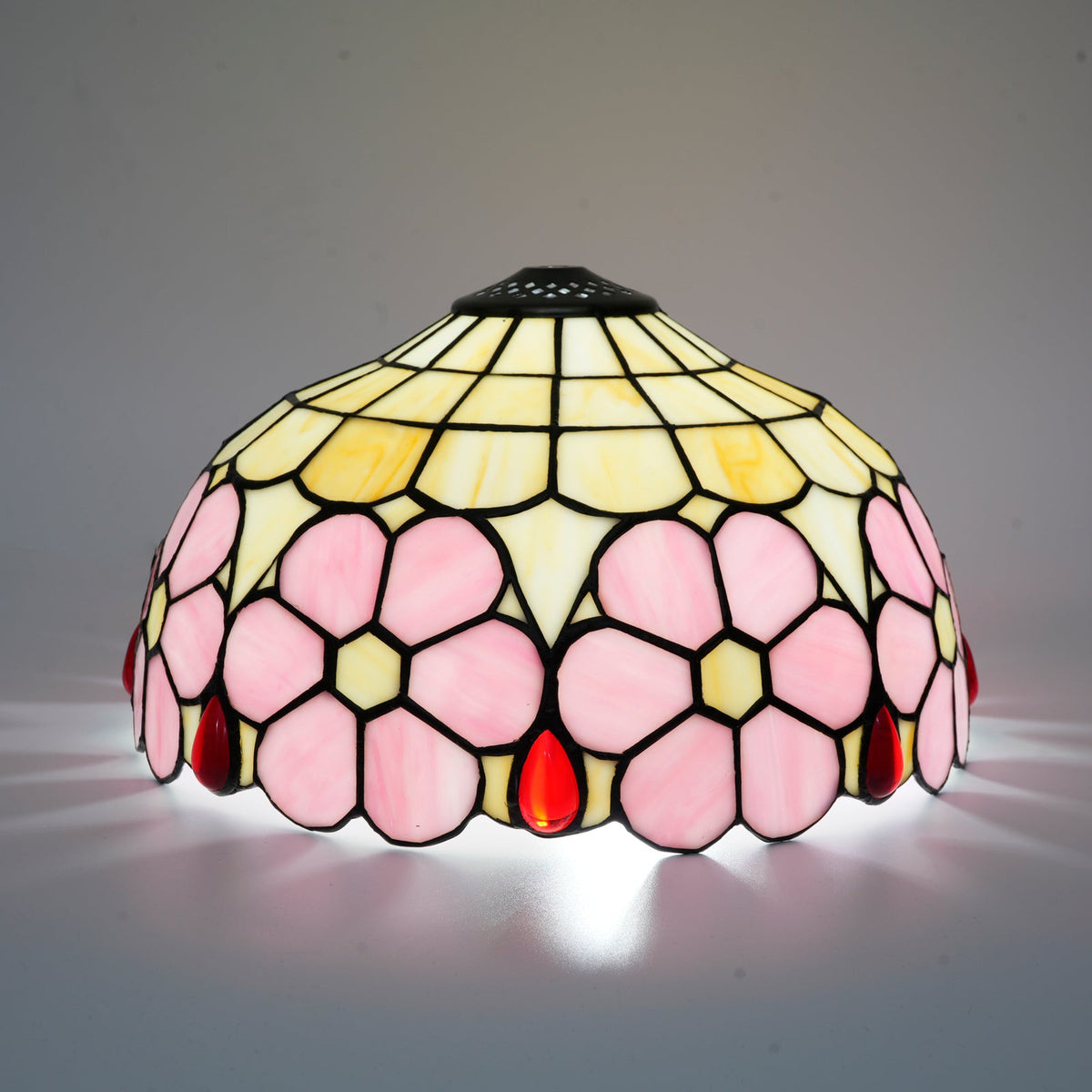 Tiffany-style tinted glass lampshade, 30 cm