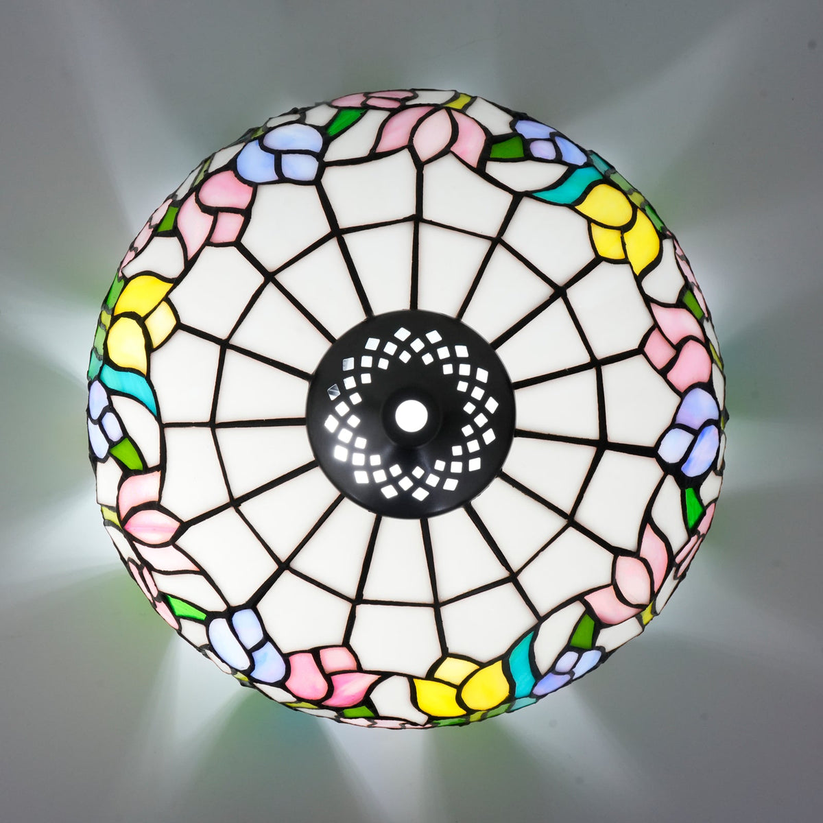 Tiffany-style Tulip-Shaped Tinted Glass Lampshade