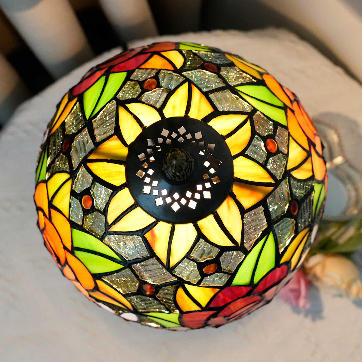 Table Lamp in Tinted Glass with Multicolored Rose Pattern