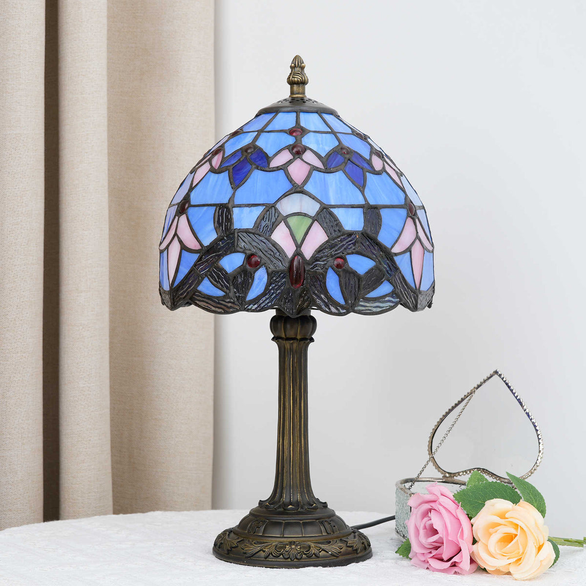 Tiffany Table Lamp in Multicolored Tinted Glass