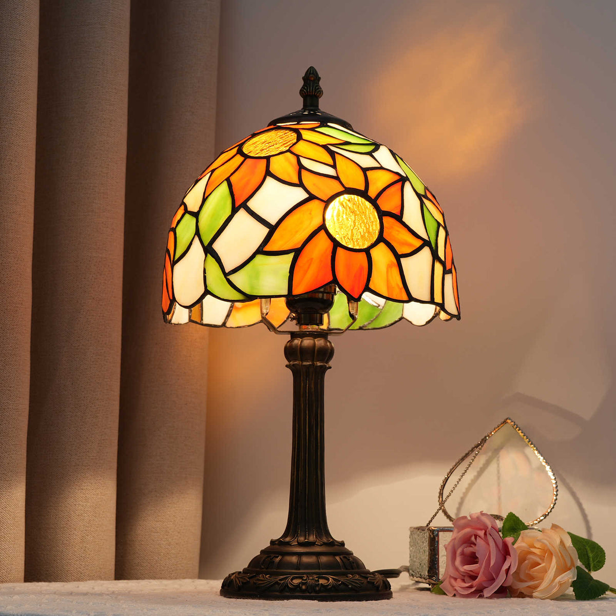 Sunflower Stained Glass Tiffany Style Table Lamp