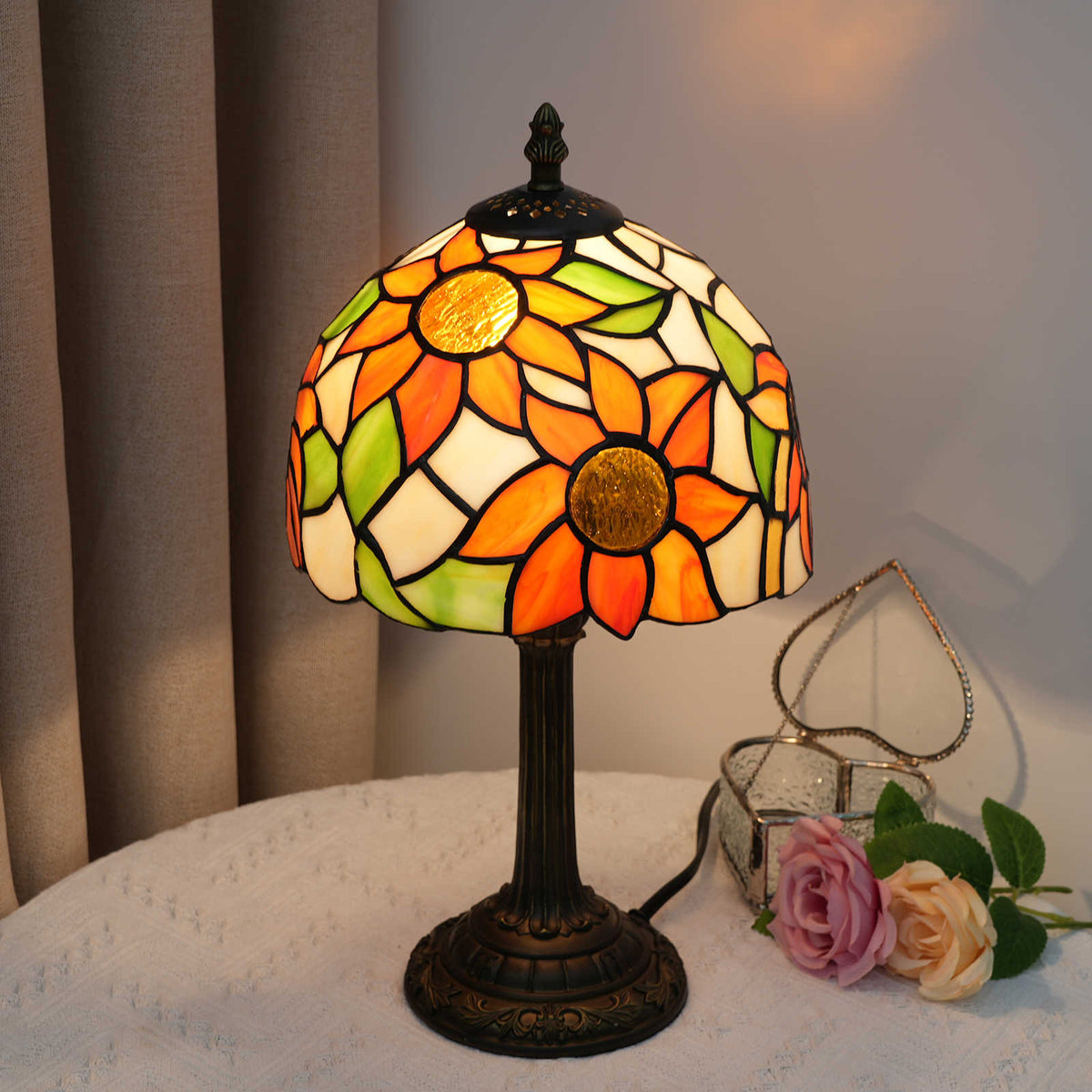 Sunflower Stained Glass Tiffany Style Table Lamp