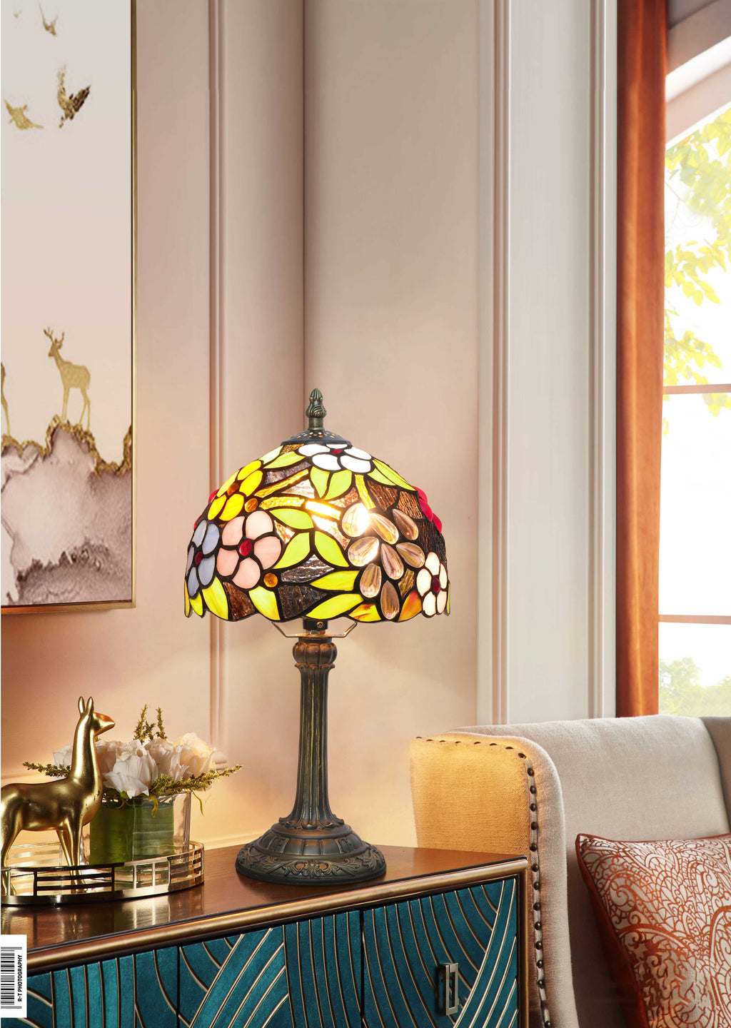 Tiffany Table Lamp in Multicolored Floral Stained Glass