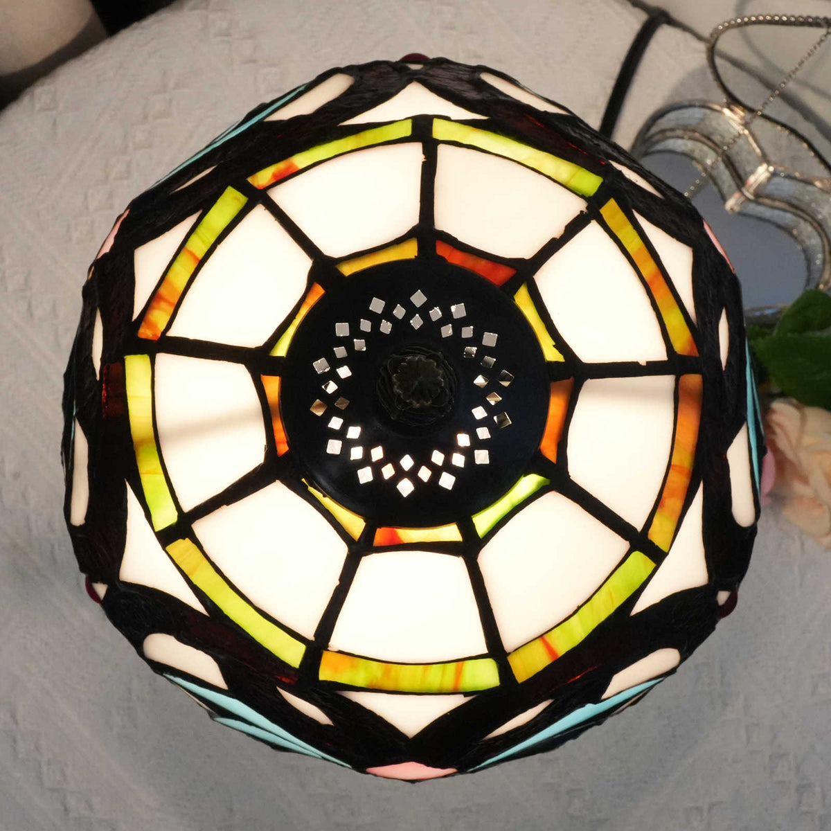 Tiffany Lamp in Stained Glass
