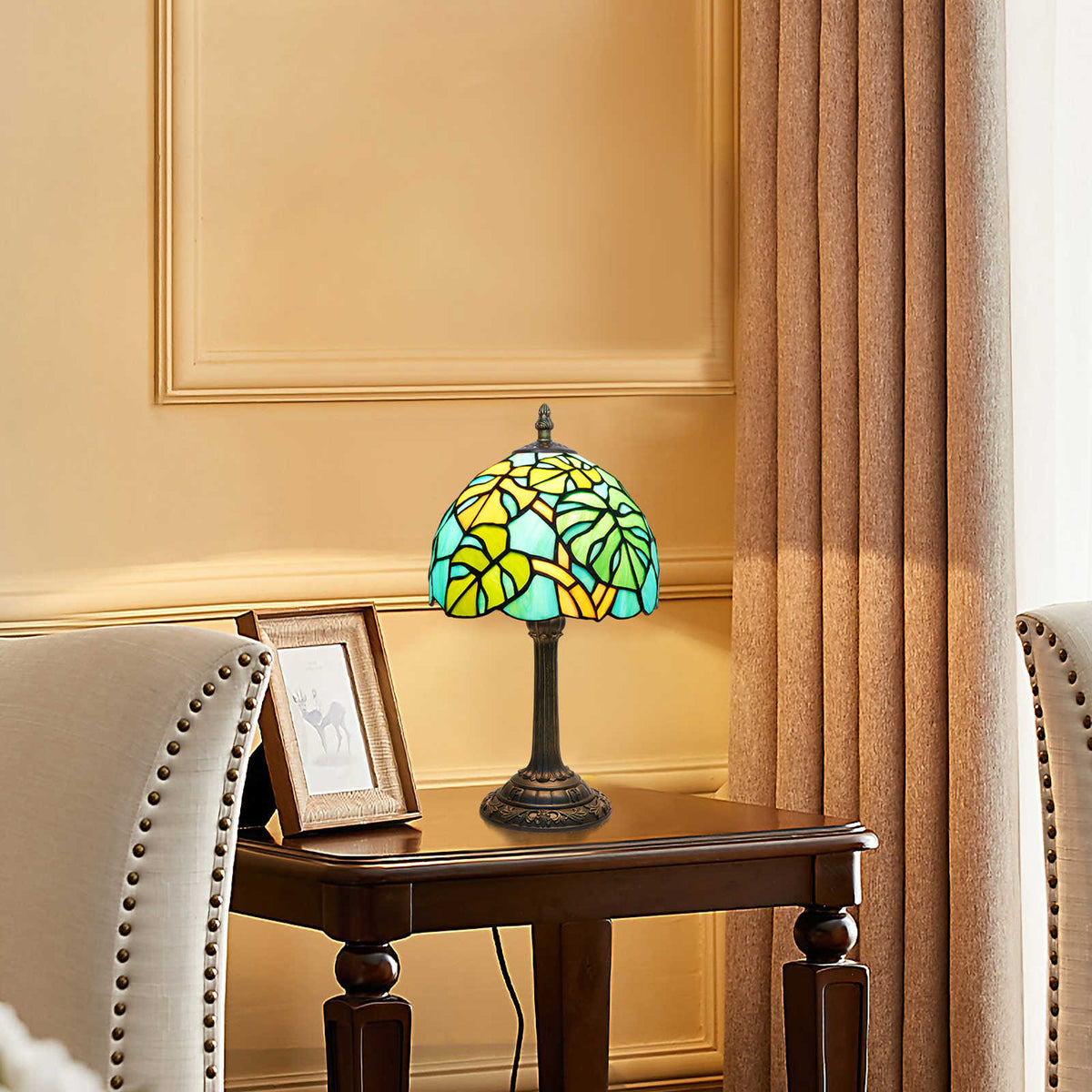 Tiffany Style Stained Glass Leaf Table Lamp