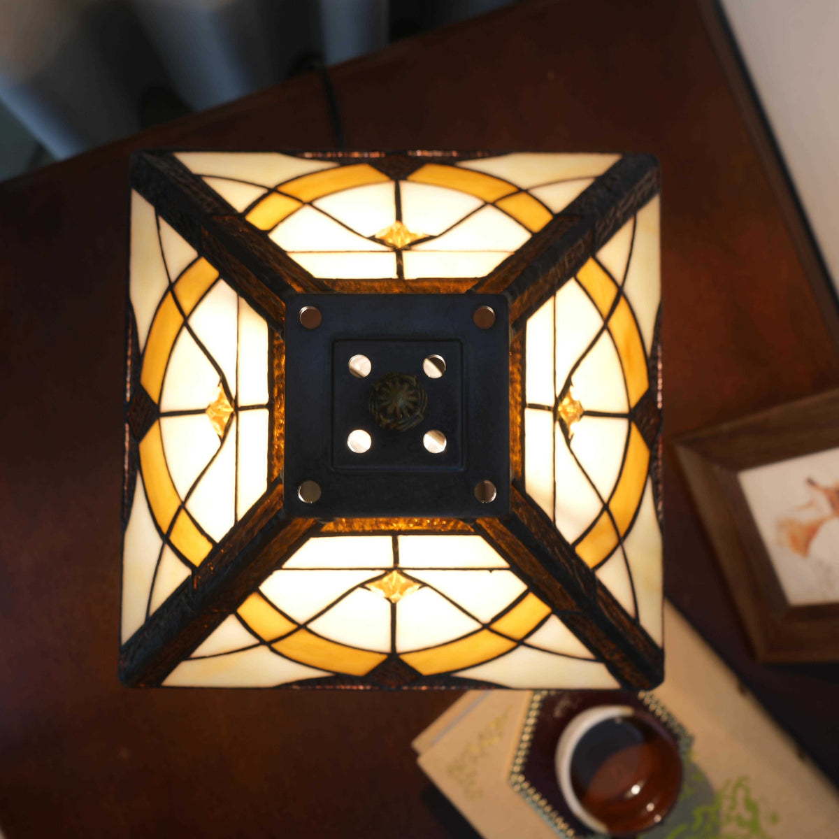 Tiffany Style Amber and Cream Stained Glass Table Lamp