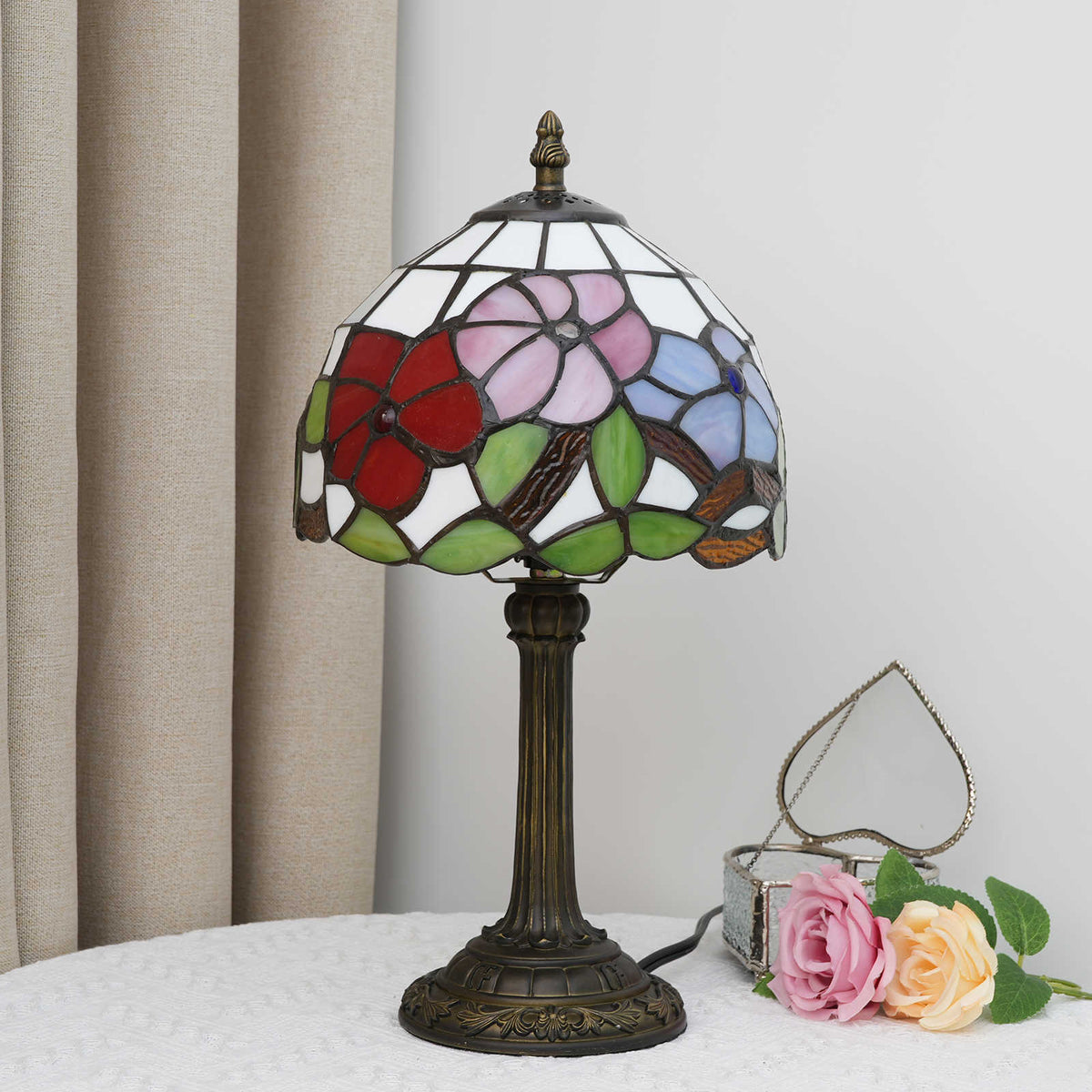 Floral Tiffany Table Lamp in Stained Glass