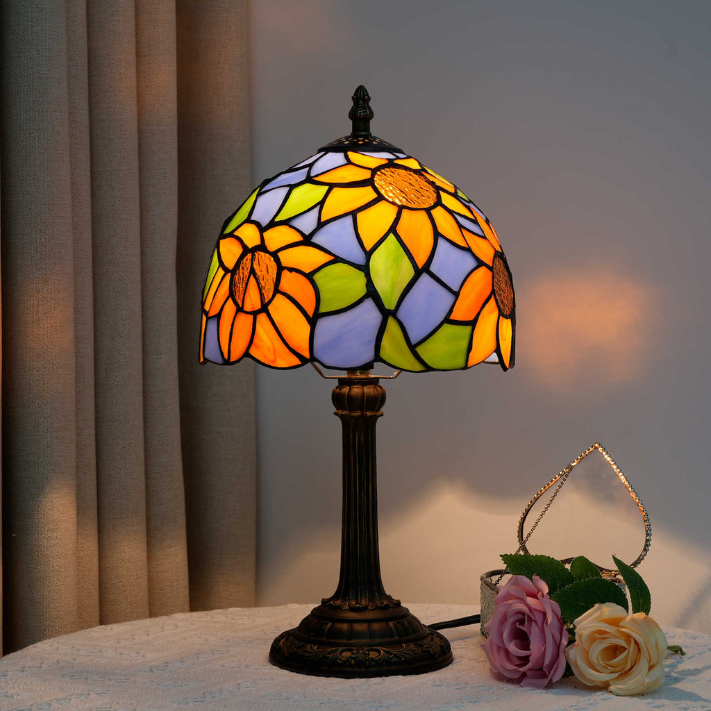 Tiffany-style stained glass table lamp with sunflowers