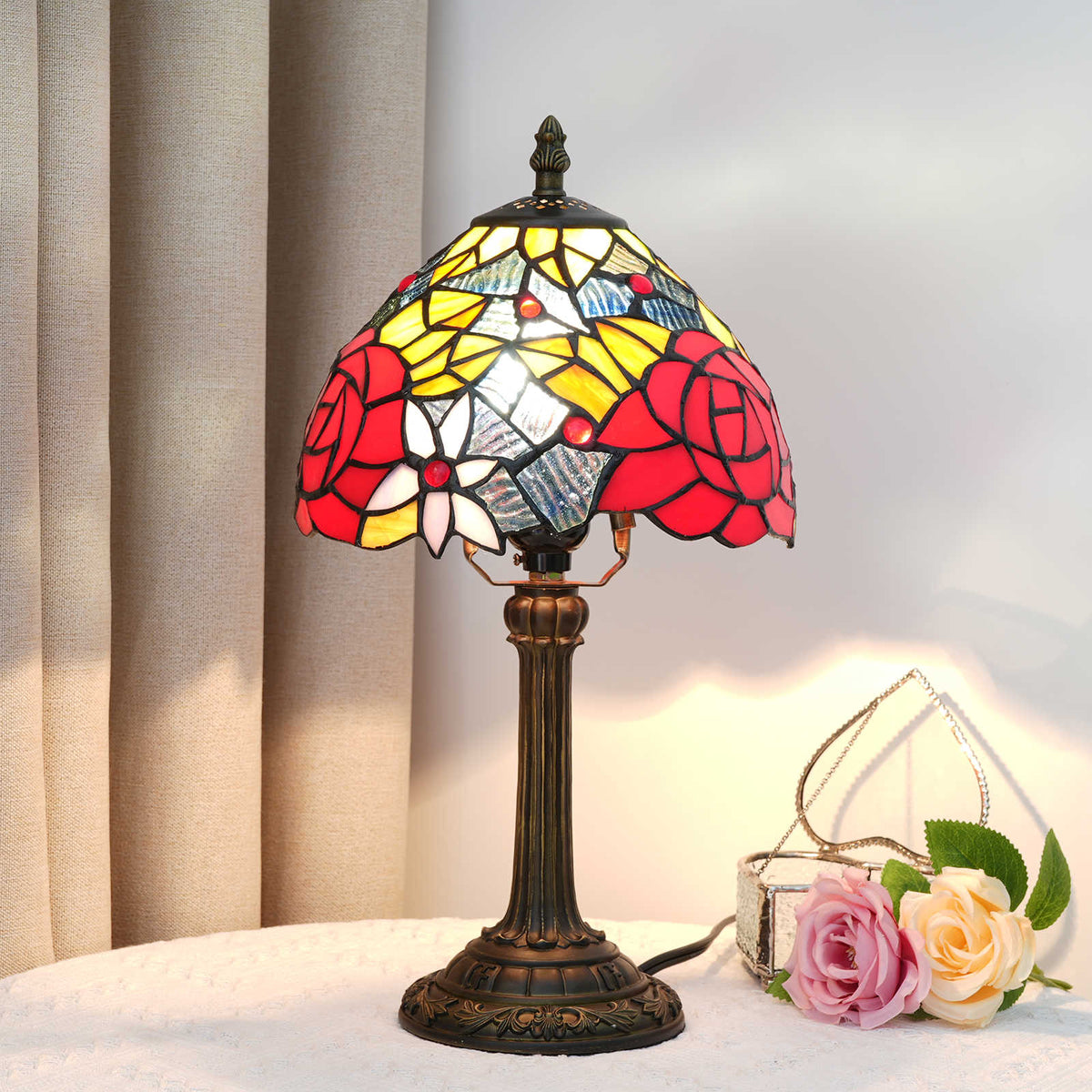 Tiffany Stained Glass Table Lamp with Rose Motifs