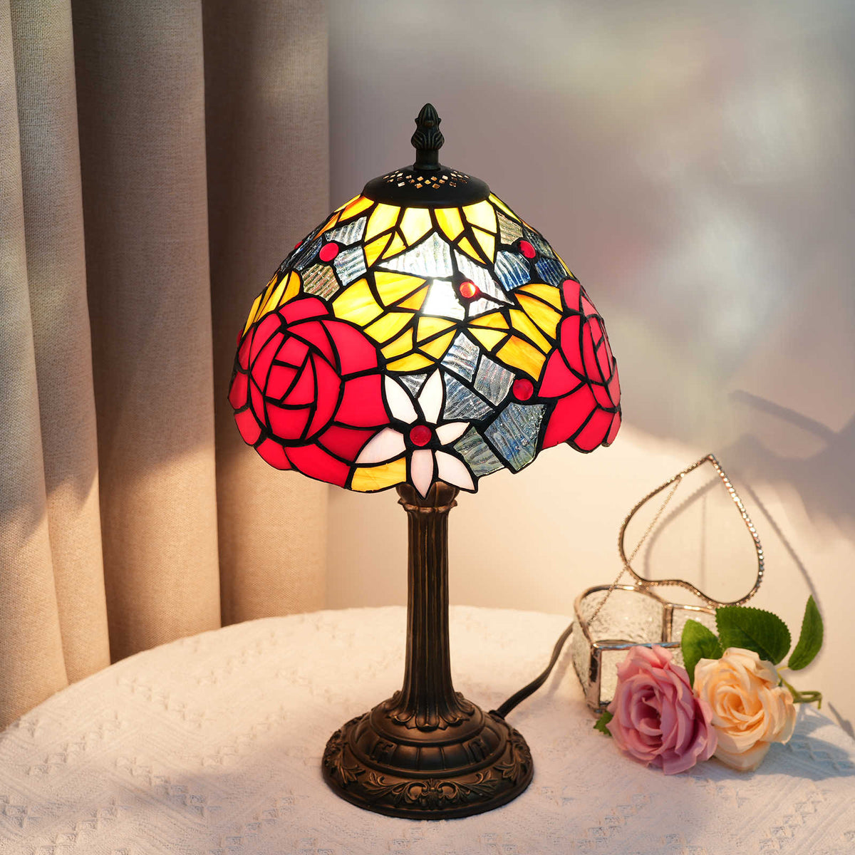 Tiffany Stained Glass Table Lamp with Rose Motifs
