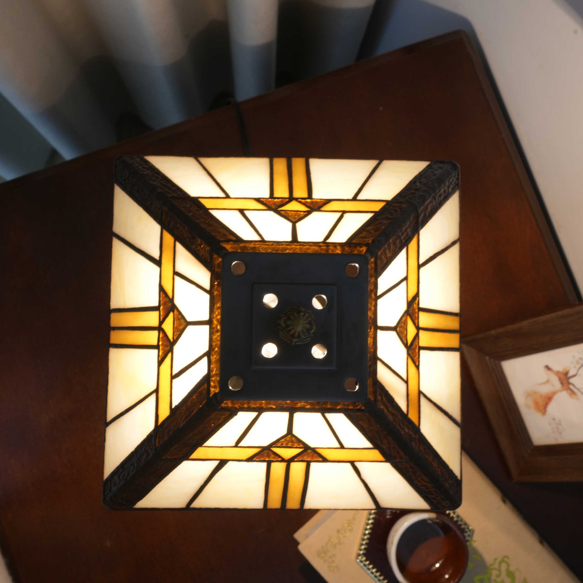 Tiffany Style Table Lamp in Amber and Cream Glass