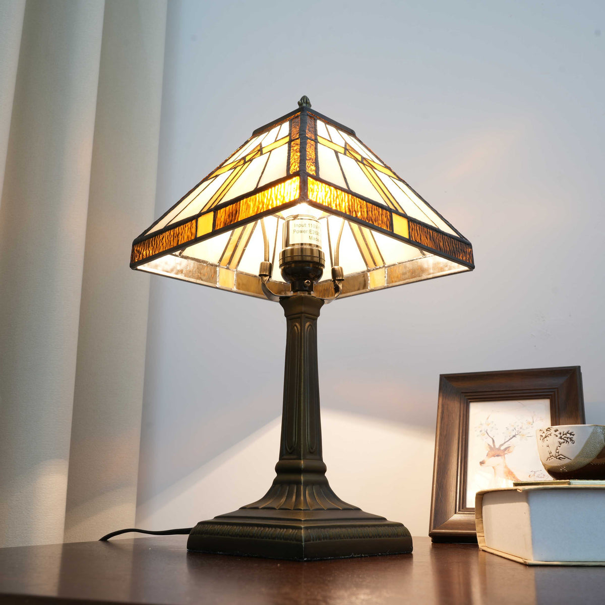 Tiffany Style Table Lamp in Amber and Cream Glass