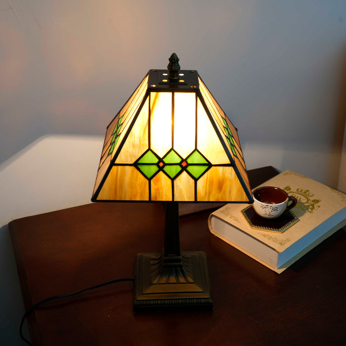 Tiffany Table Lamp in Amber and Green Stained Glass