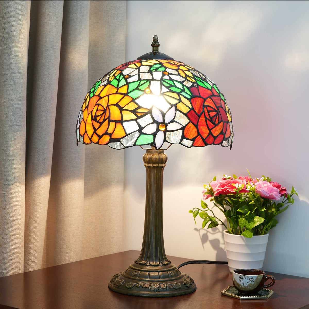 Tiffany Stained Glass Table Lamp with Rose Motifs