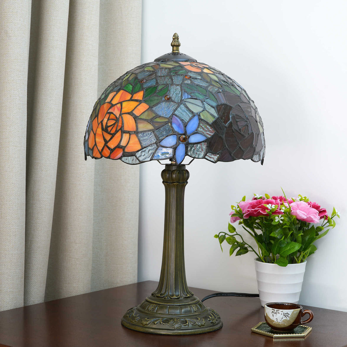 Tiffany Stained Glass Table Lamp with Rose Motifs