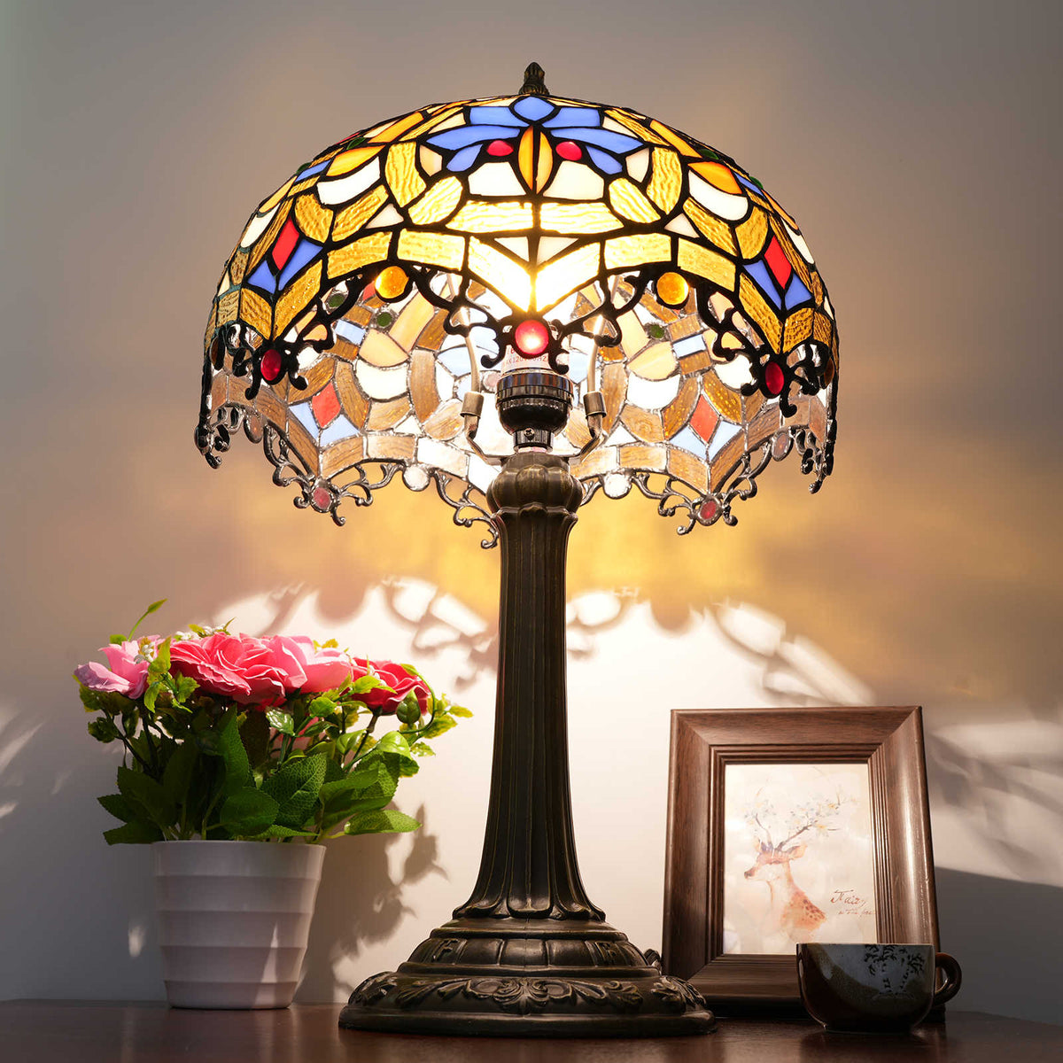 Tiffany Style Table Lamp in Multicolored Tinted Glass