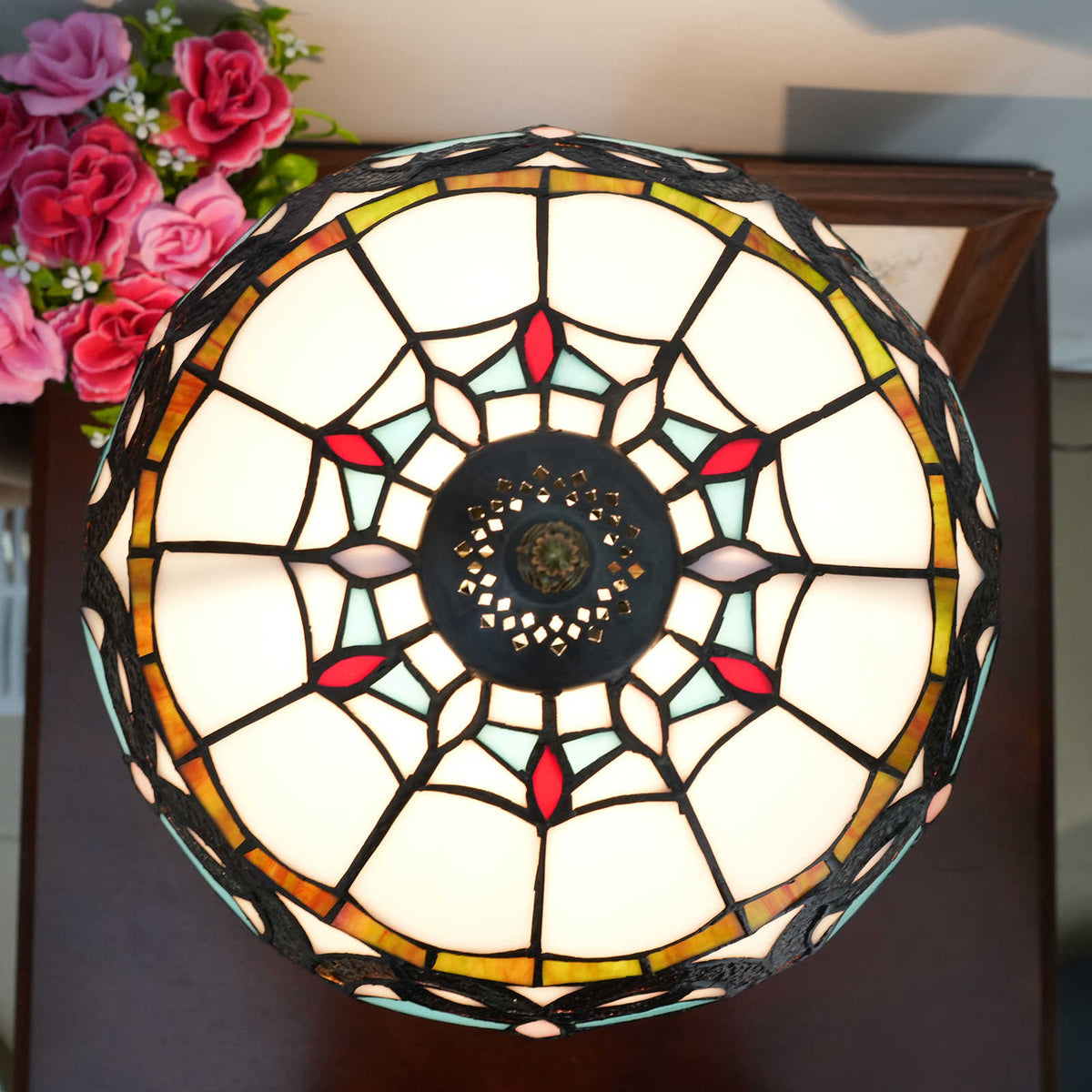 Tiffany Style Stained Glass Table Lamp, Blue and Cream