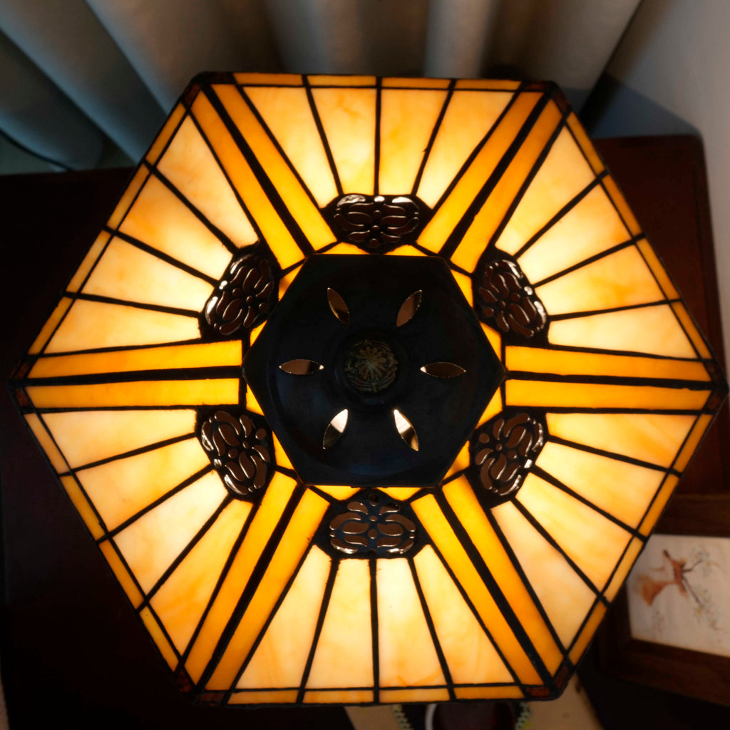 Tiffany Art Nouveau Style Table Lamp