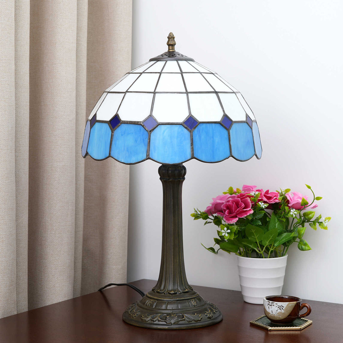 Tiffany Table Lamp in Blue, White and Purple Stained Glass