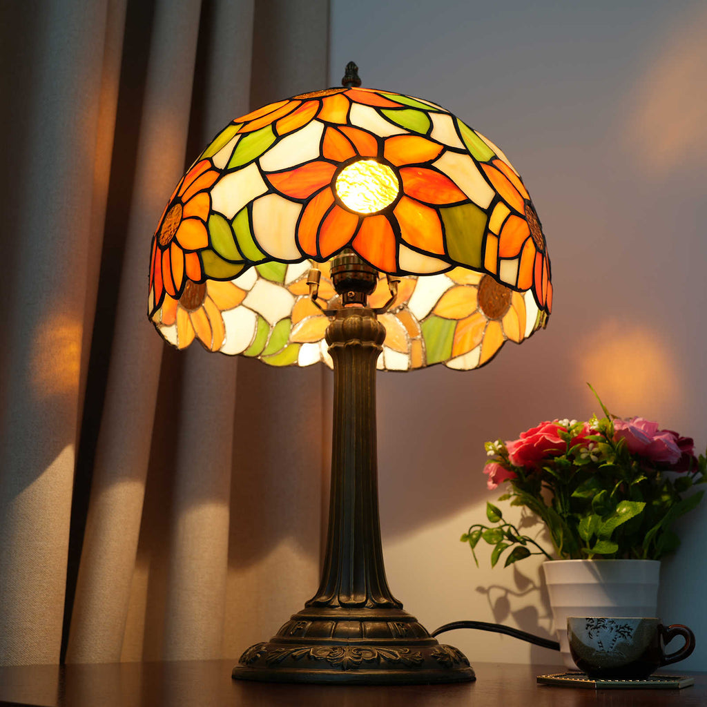 Tiffany Flower Table Lamp in Stained Glass
