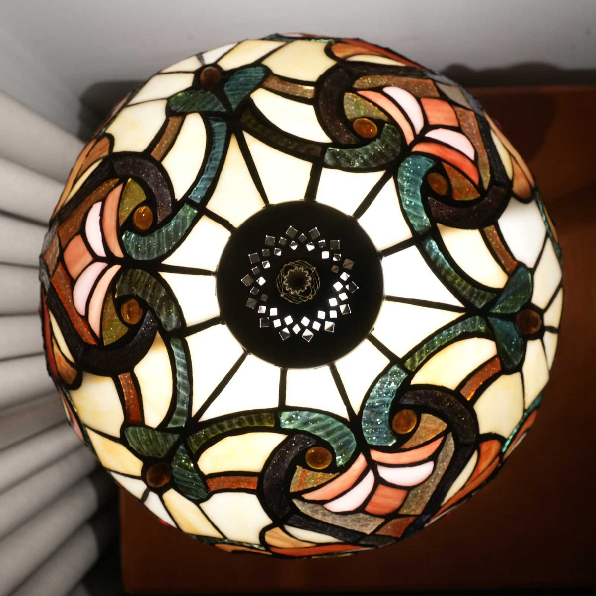 Floral Tiffany Style Table Lamp in Stained Glass