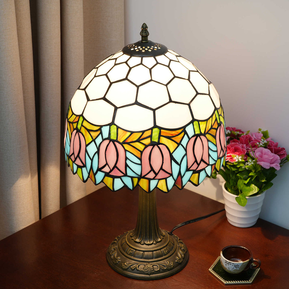Tiffany Table Lamp with Pink Tulip Pattern