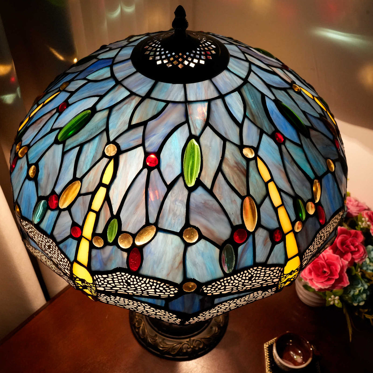 Tiffany Style Stained Glass Dragonfly Table Lamp