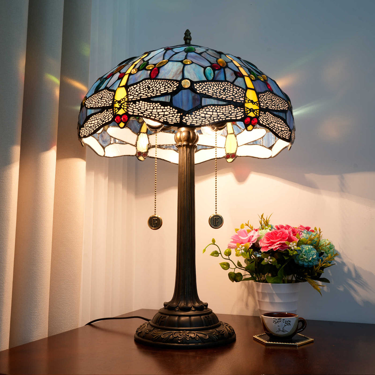Tiffany Style Stained Glass Dragonfly Table Lamp