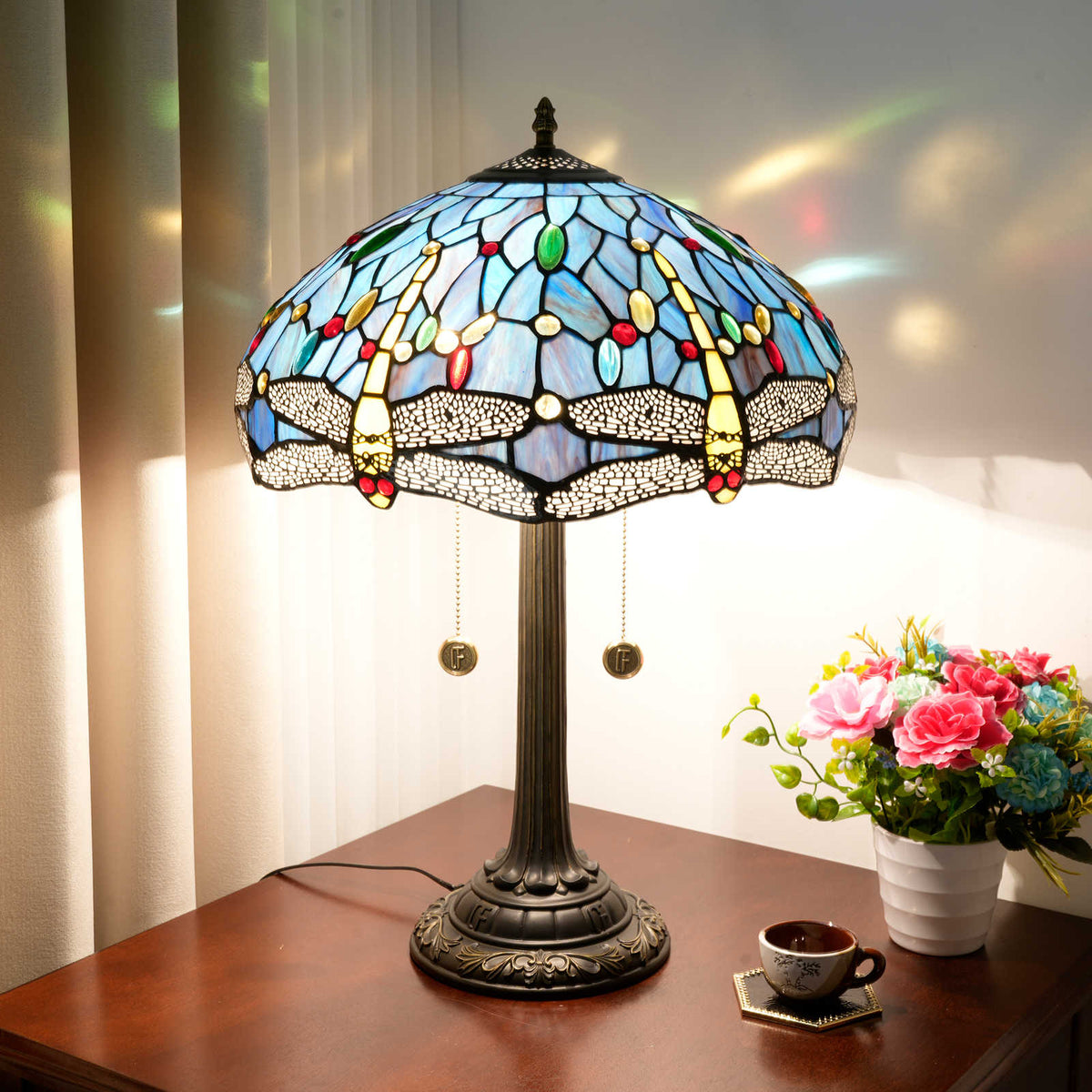 Tiffany Style Stained Glass Dragonfly Table Lamp