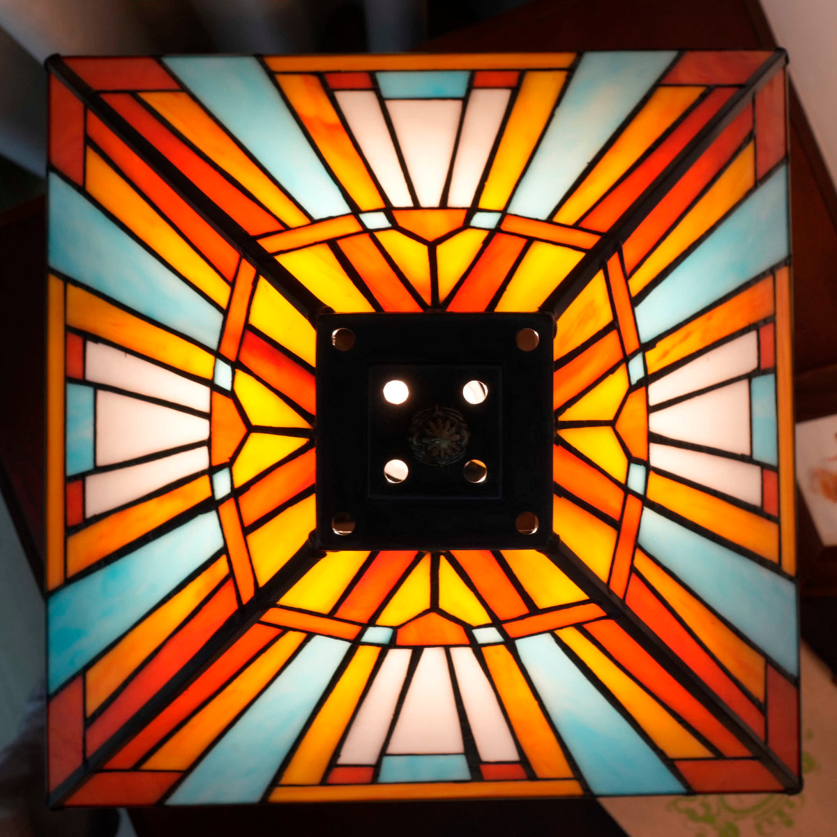 Tiffany Geometric Tinted Glass Table Lamp