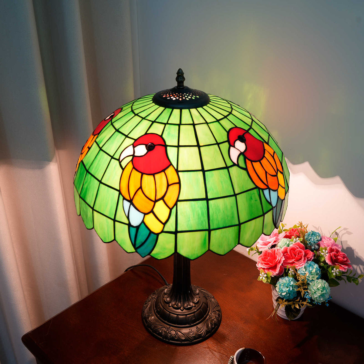 Tiffany Table Lamp in Green Stained Glass with Parrot