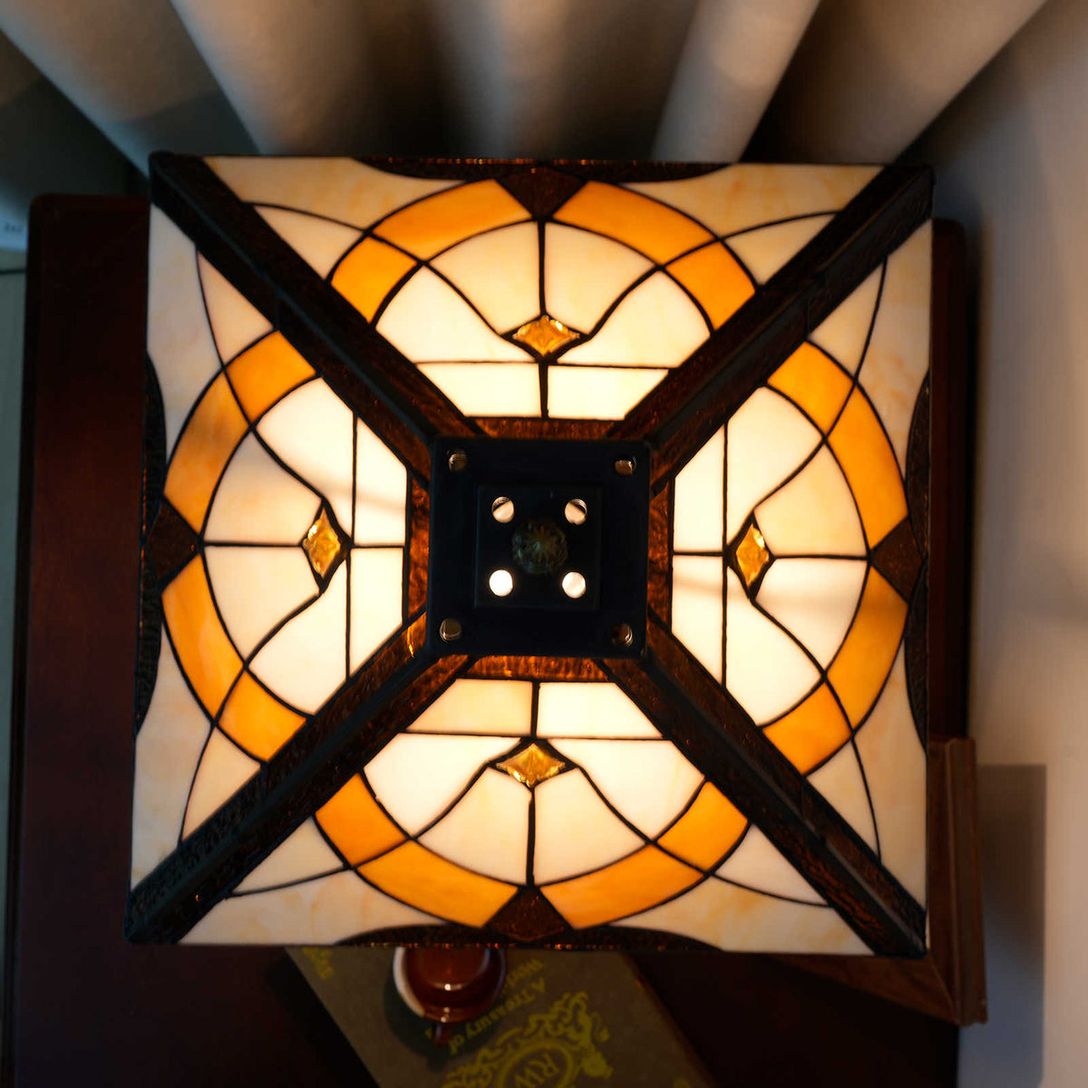 Antique Bronze Geometric Stained Glass Table Lamp