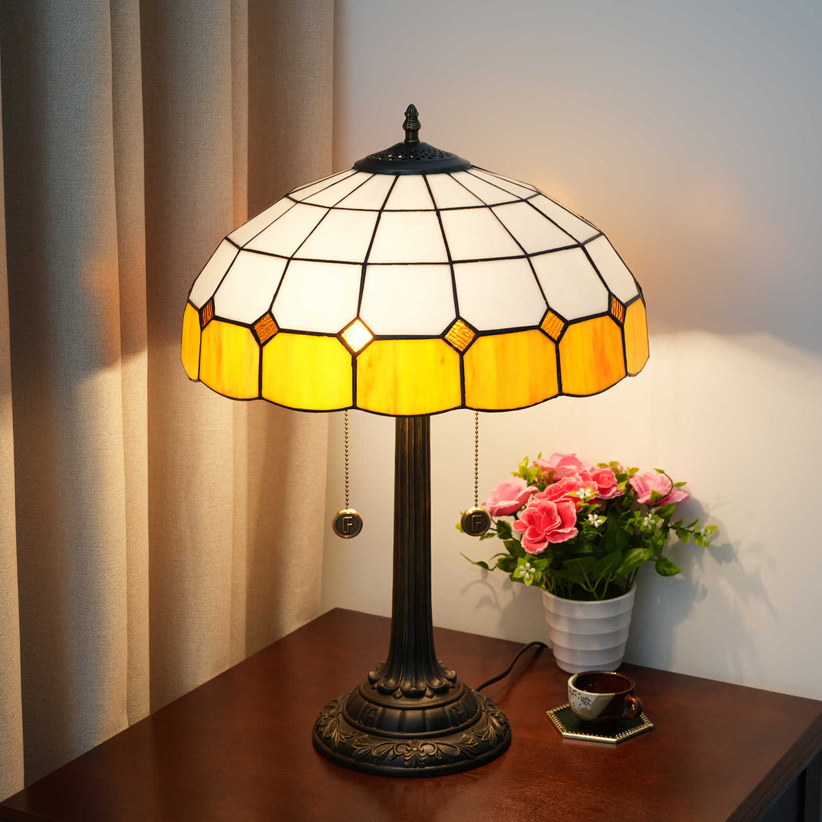 Tiffany Table Lamp in Amber and Cream Stained Glass