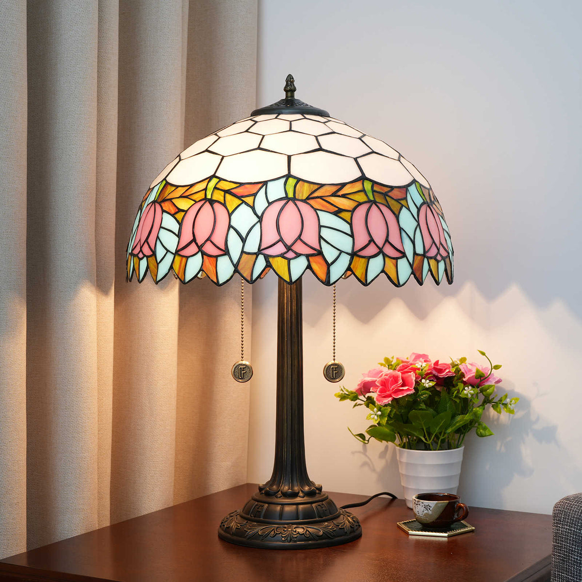 Tiffany Style Floral Stained Glass Table Lamp