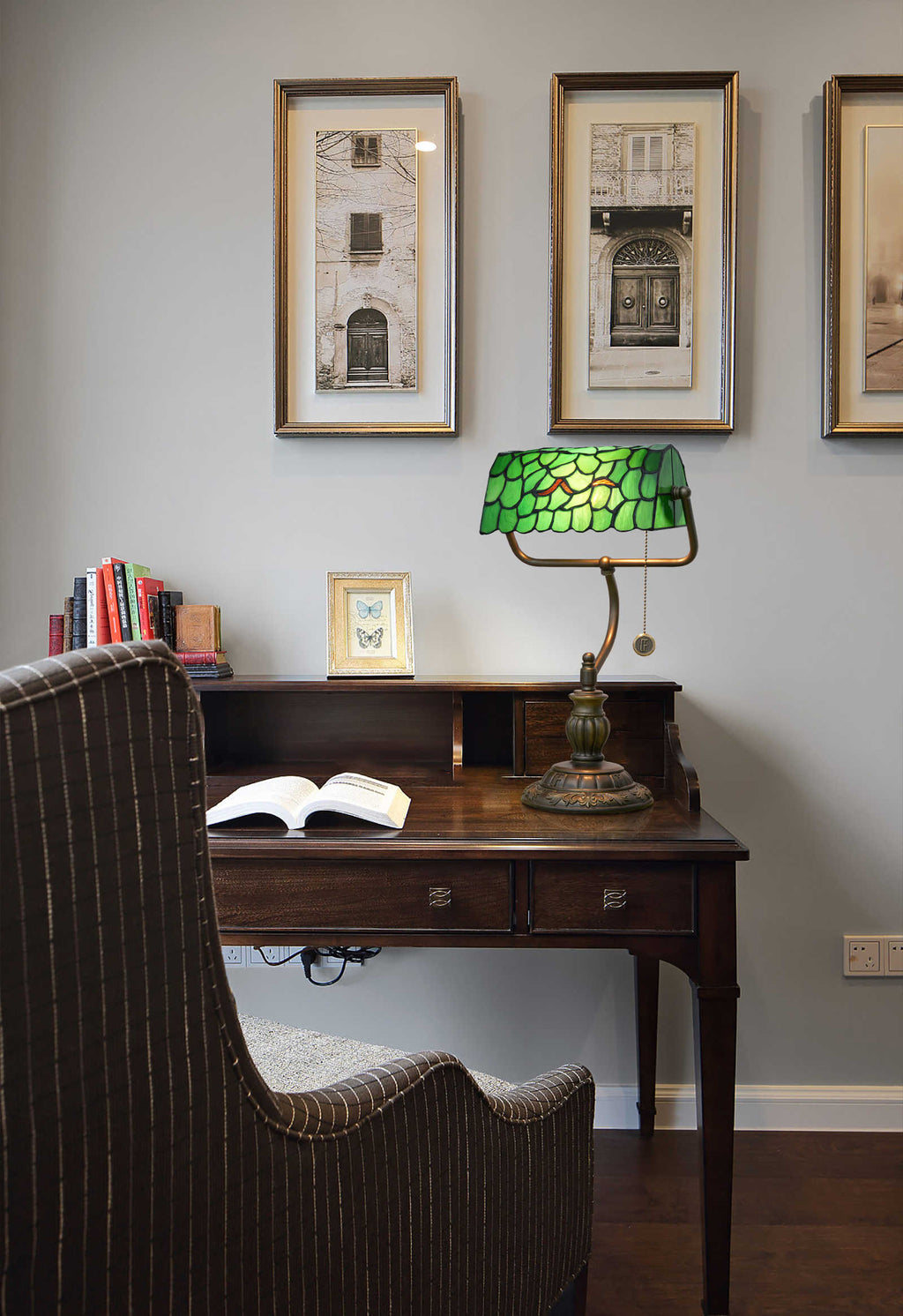 Tiffany Desk Lamp in Green Mosaic Stained Glass