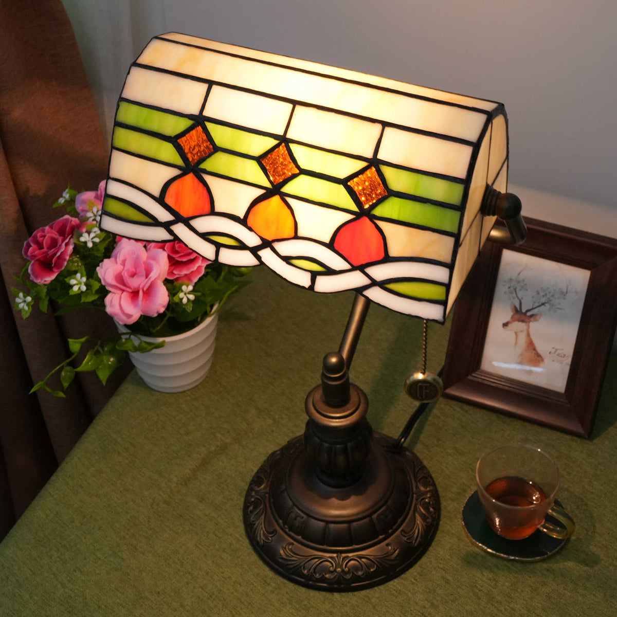 Tiffany Style Stained Glass Desk Lamp in Antique Bronze
