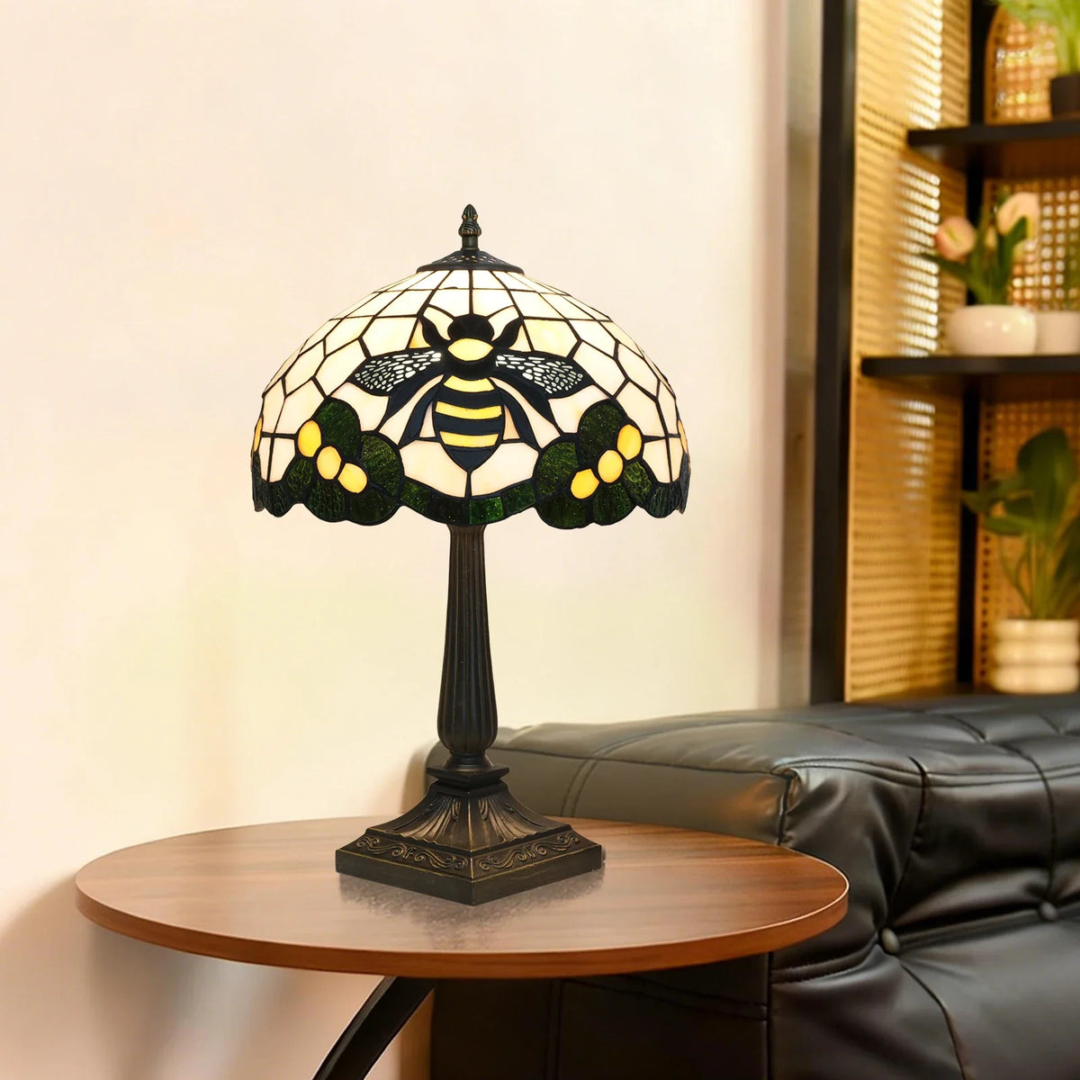 Creative stained glass bee lamp, cute 12-inch desk lamp for children's room, bedroom, living room, home, handcrafted light