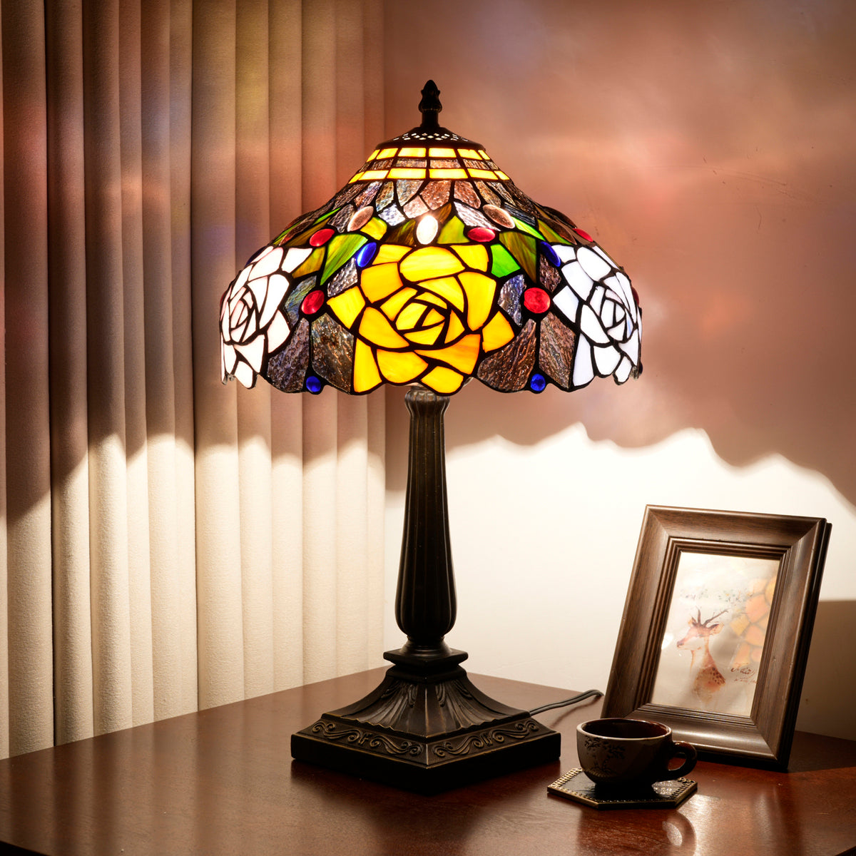 Tiffany Stained Glass Table Lamp with Yellow Roses