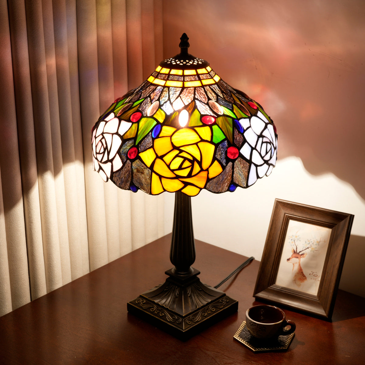 Tiffany Stained Glass Table Lamp with Yellow Roses