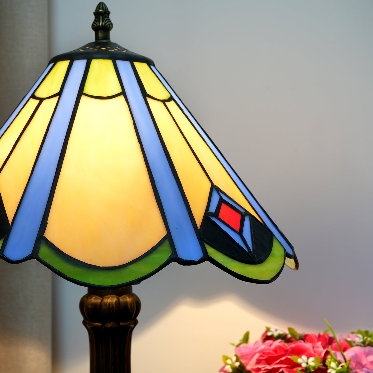 Tiffany Style Lampshade in Amber Blue Tinted Glass