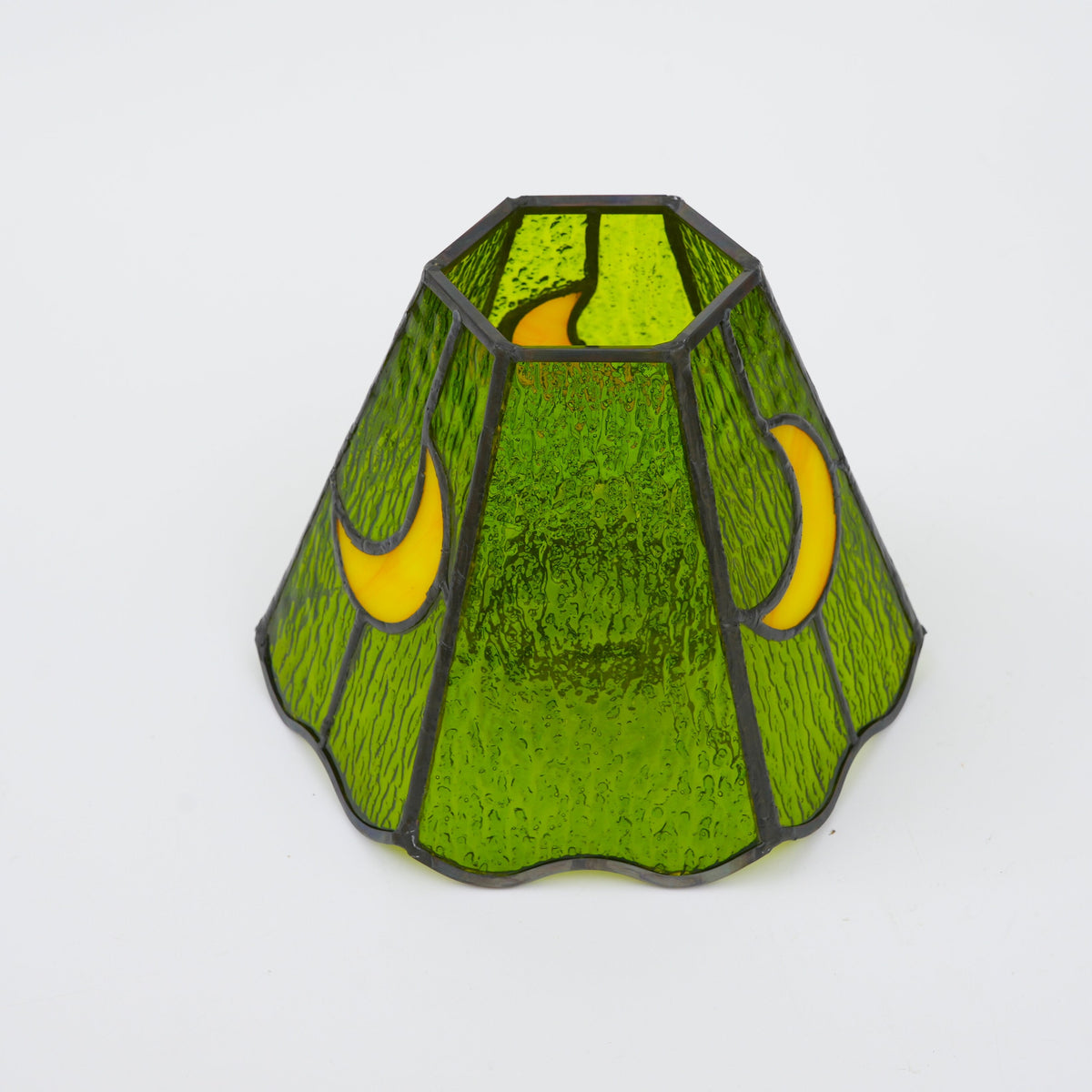 Tiffany Hexagonal Lampshade in Green Glass and Yellow Moons